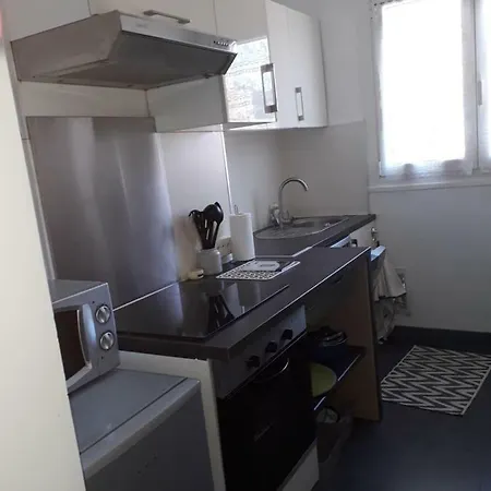 Le Tanagra فالوريس