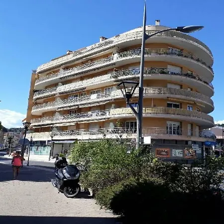 Le Tanagra Apartament *